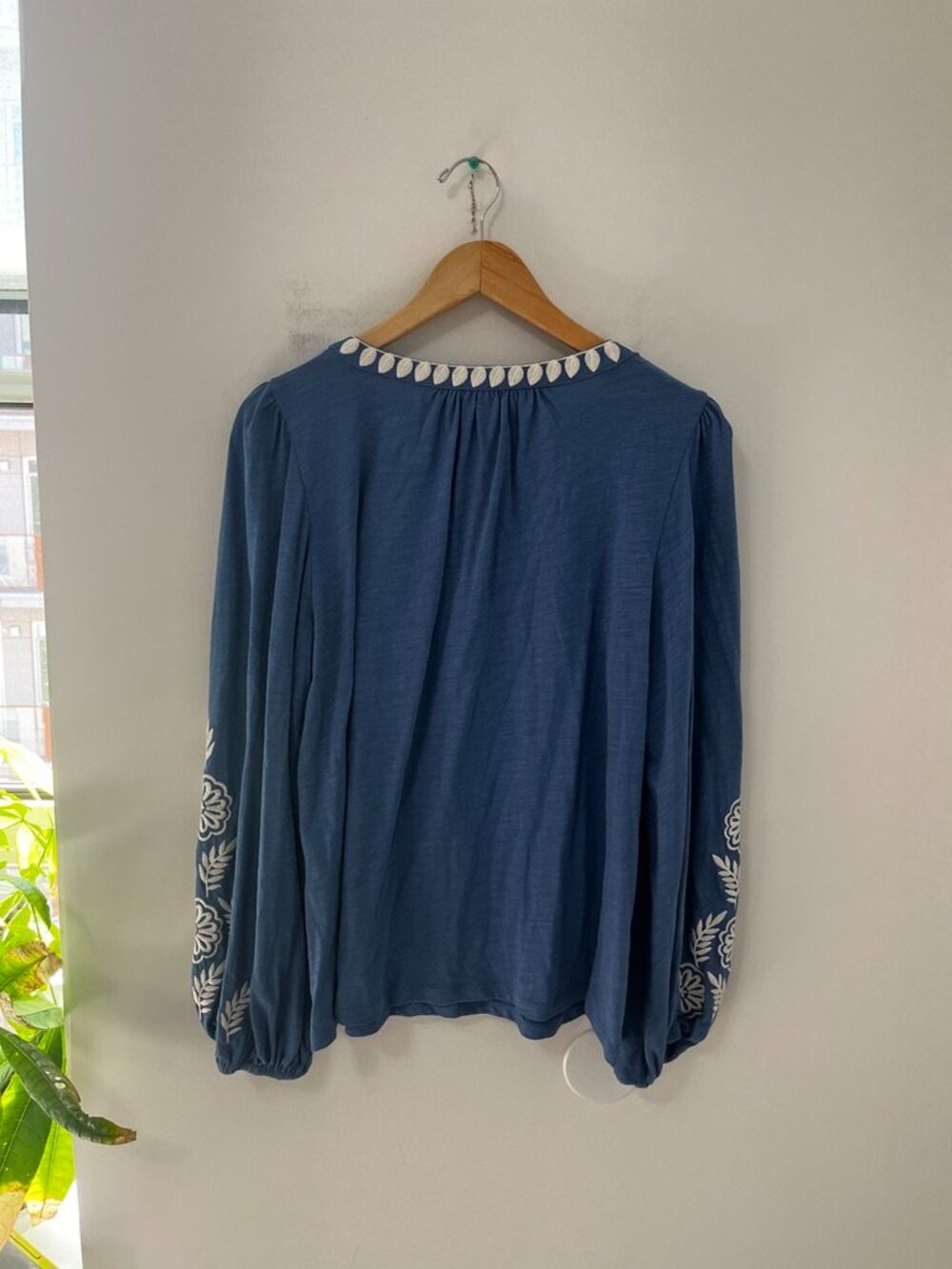 NEW Boden Blue & White Floral Embroidered Long Sleeve Blouse Size Large - Picture 6 of 6